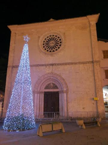 Hotel Centrale Cascia Bagian luar foto